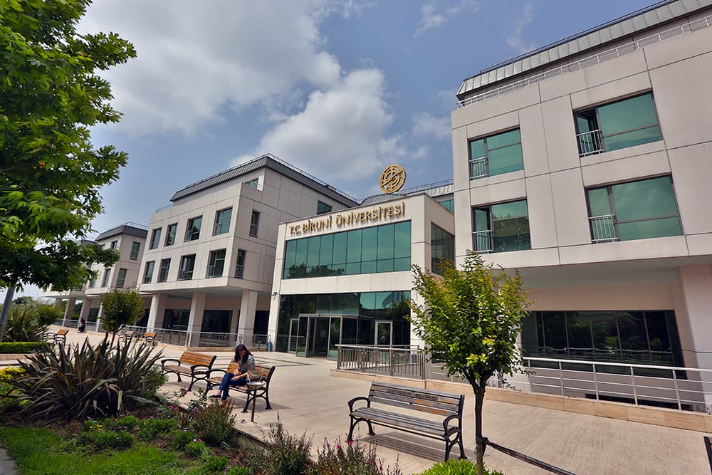 جامعة البيروني Campus